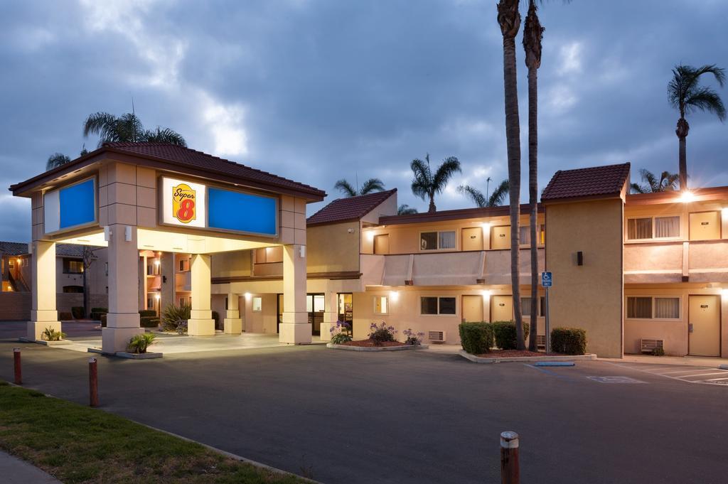 Super 8 By Wyndham Oceanside Marty'S Valley Inn Ngoại thất bức ảnh